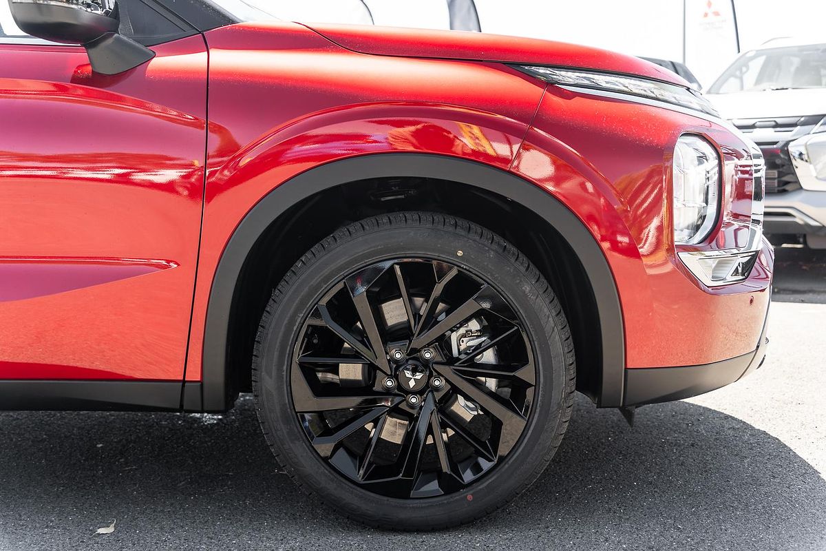 2024 Mitsubishi Outlander Black Edition ZM