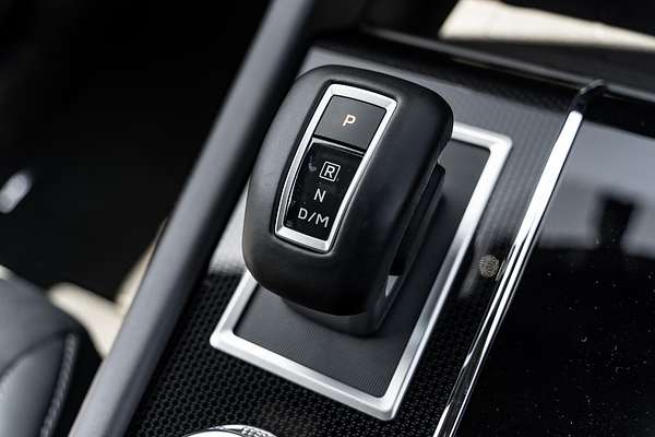 2024 Mitsubishi Outlander Black Edition ZM