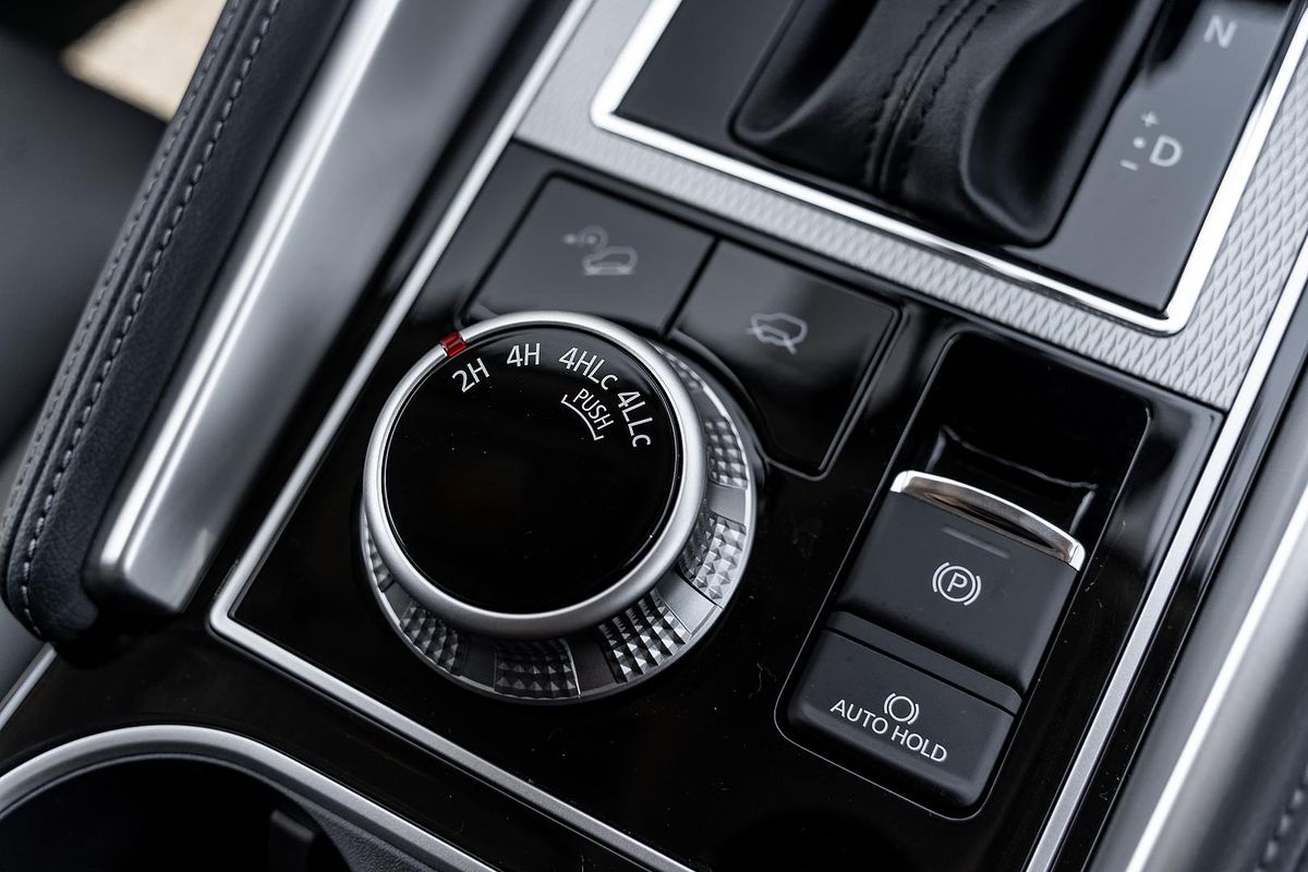 2024 Mitsubishi Pajero Sport Exceed QG