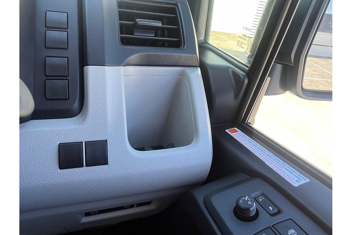 2024 Toyota Hiace GDH300R LWB