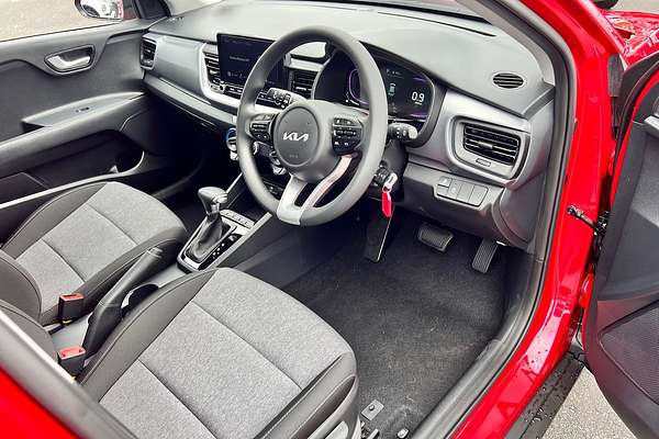 2024 Kia Stonic S YB