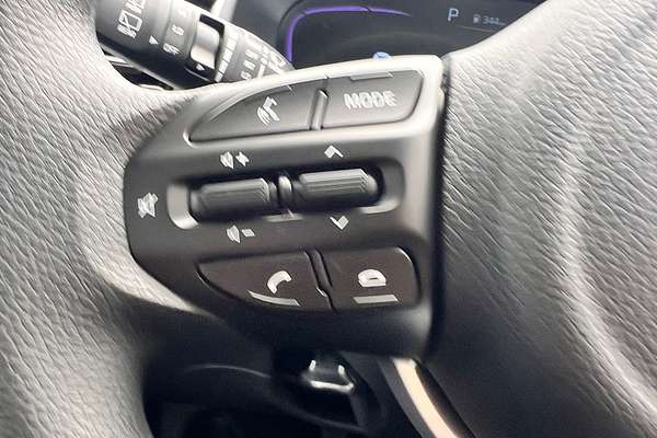 2024 Kia Stonic S YB