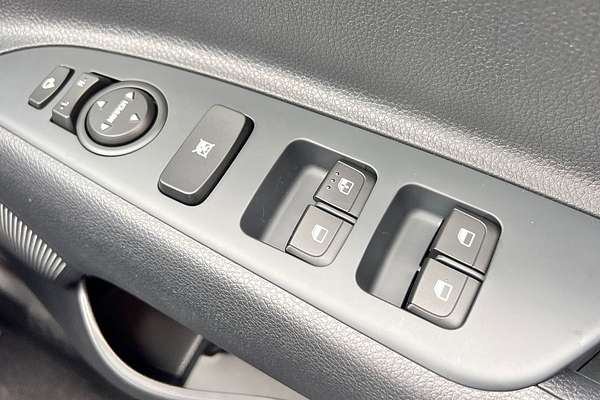 2024 Kia Stonic S YB
