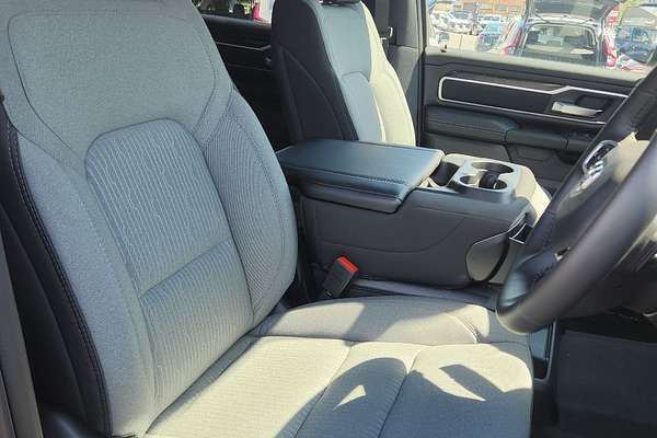 2024 RAM 1500 Big Horn DT 4X4 LWB
