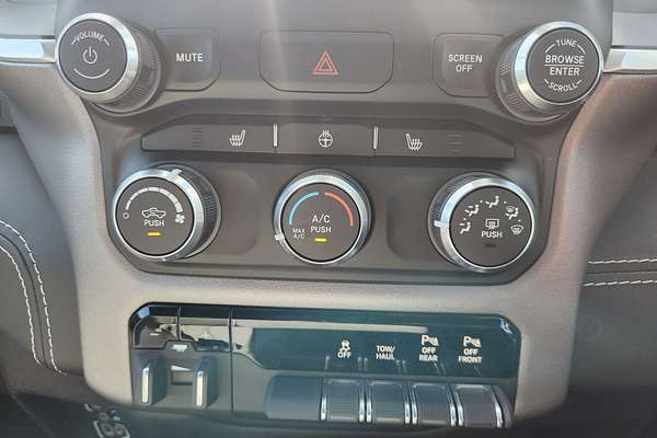 2024 RAM 1500 Big Horn DT 4X4 LWB