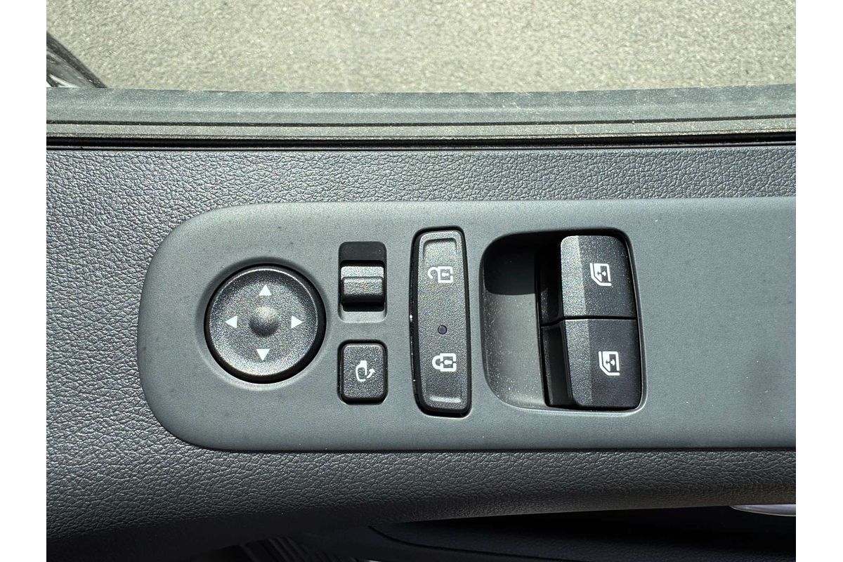 2023 Hyundai STARIA LOAD US4.V2
