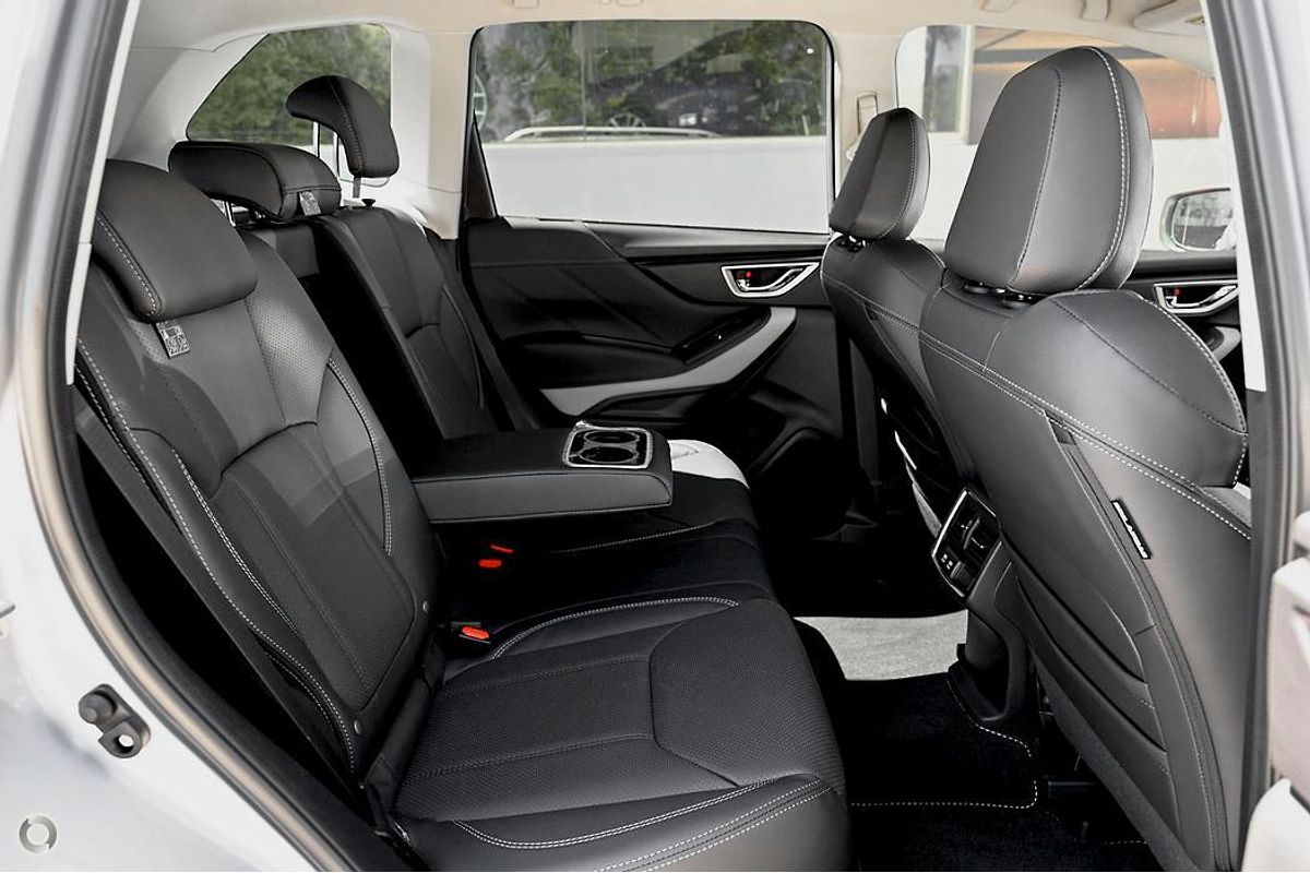 2024 Subaru Forester 2.5i-S S5