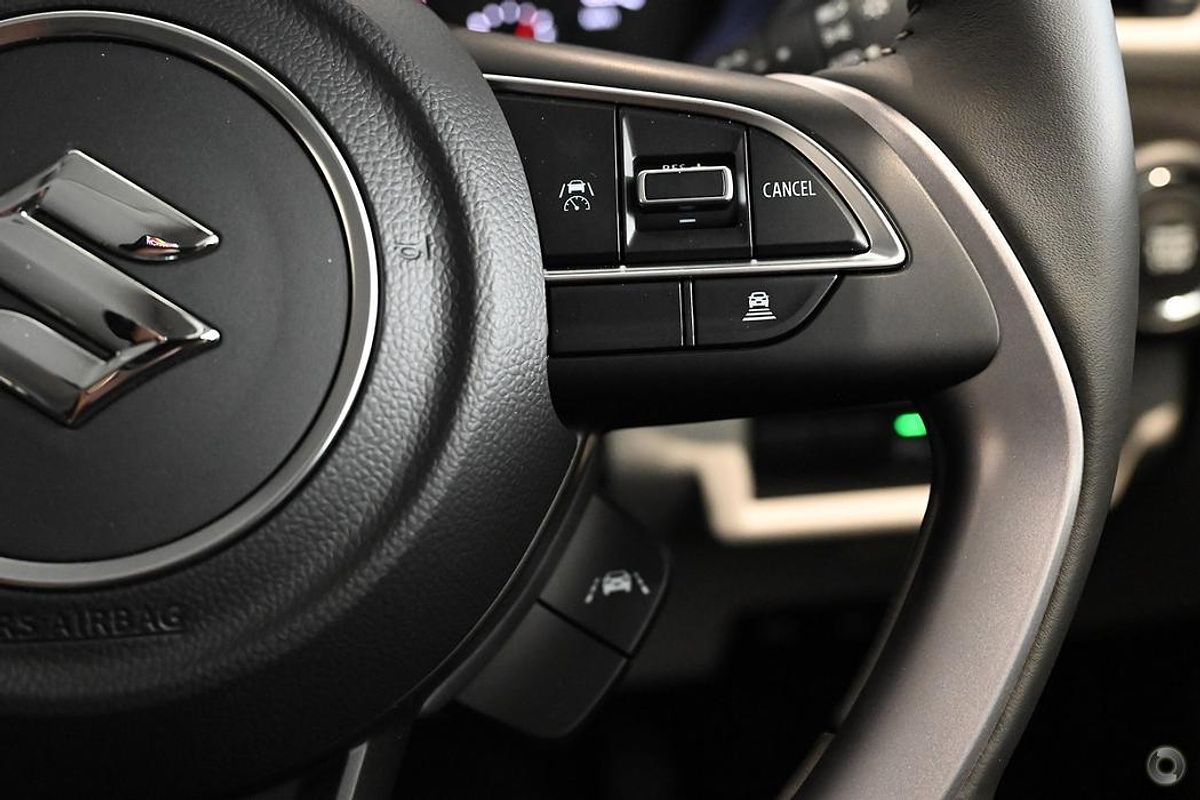 2024 Suzuki Swift Hybrid UZ