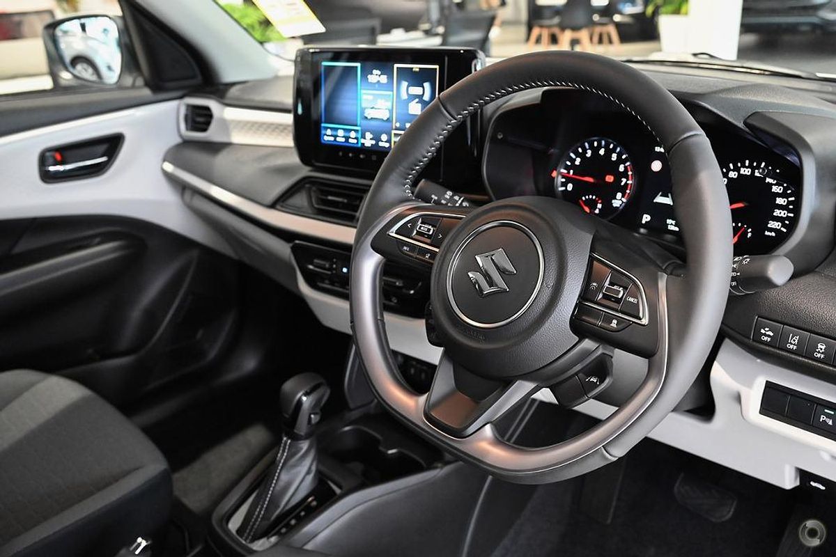 2024 Suzuki Swift Hybrid UZ