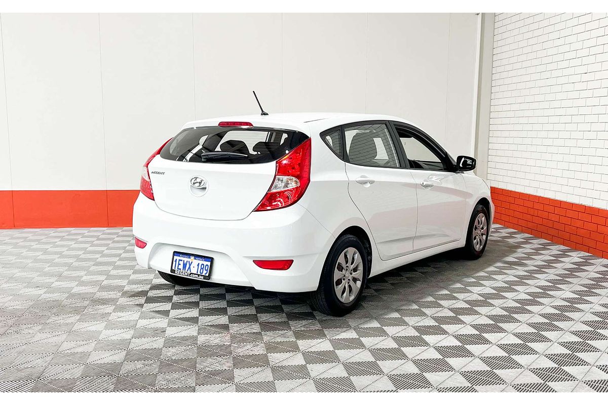 2015 Hyundai Accent Active RB3