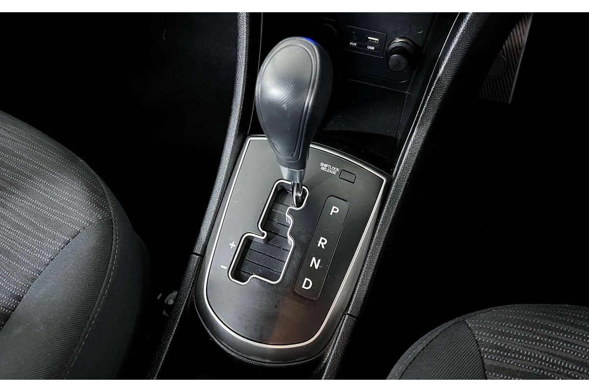 2015 Hyundai Accent Active RB3