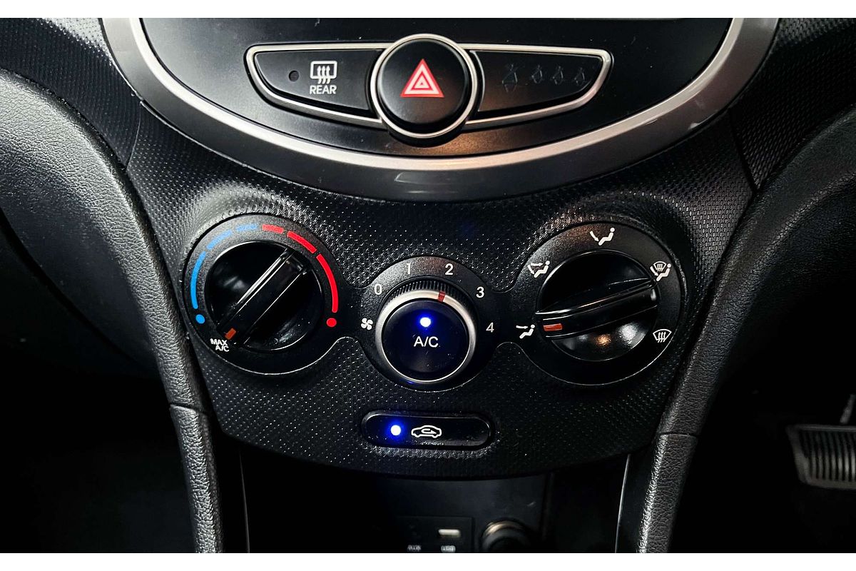 2015 Hyundai Accent Active RB3
