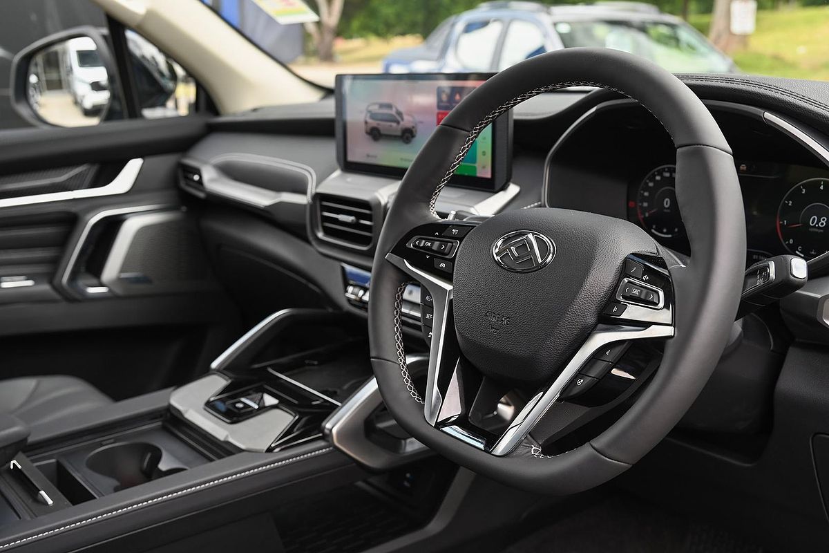 2024 LDV D90 Executive SV9A