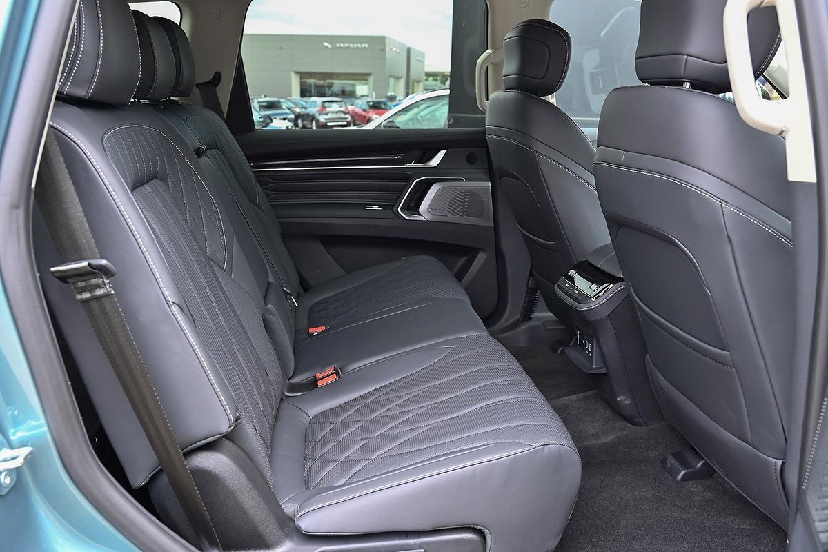 2024 LDV D90 Executive SV9A