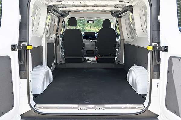 2024 LDV Deliver 7 SWB