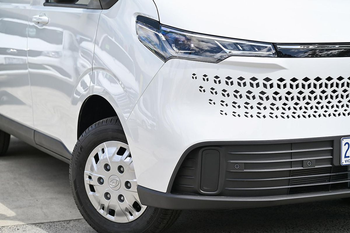 2024 LDV Deliver 7 SWB