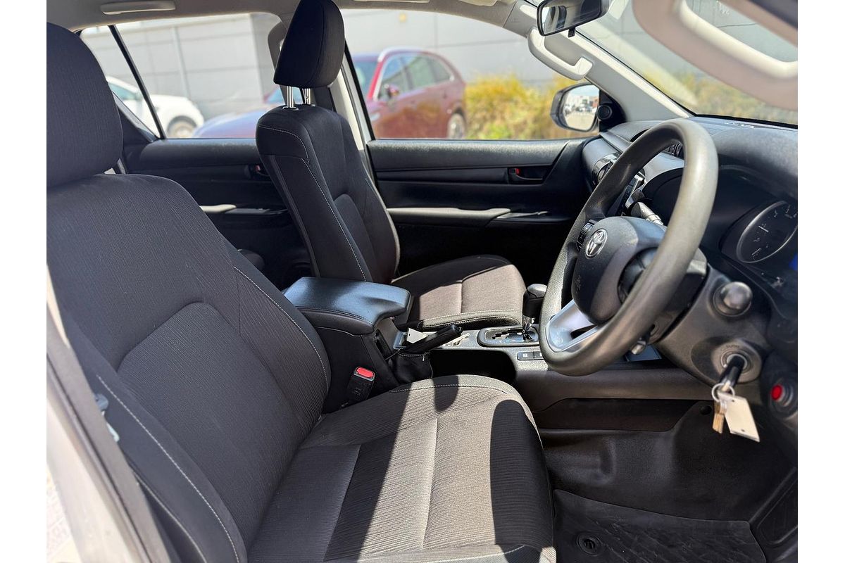 2018 Toyota Hilux SR GUN126R 4X4