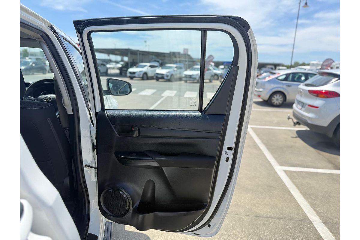 2018 Toyota Hilux SR GUN126R 4X4