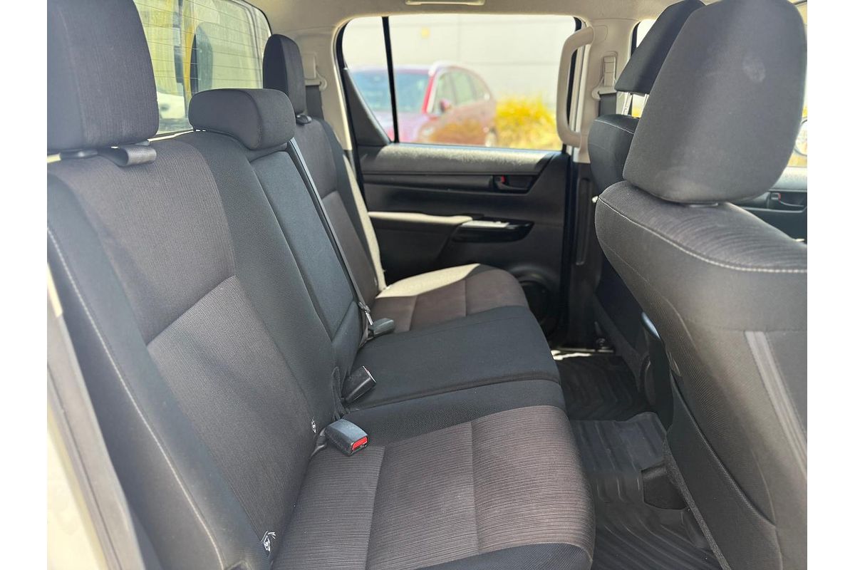 2018 Toyota Hilux SR GUN126R 4X4
