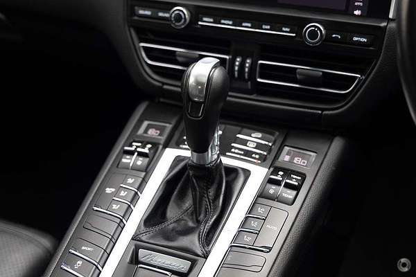 2019 Porsche Macan 95B