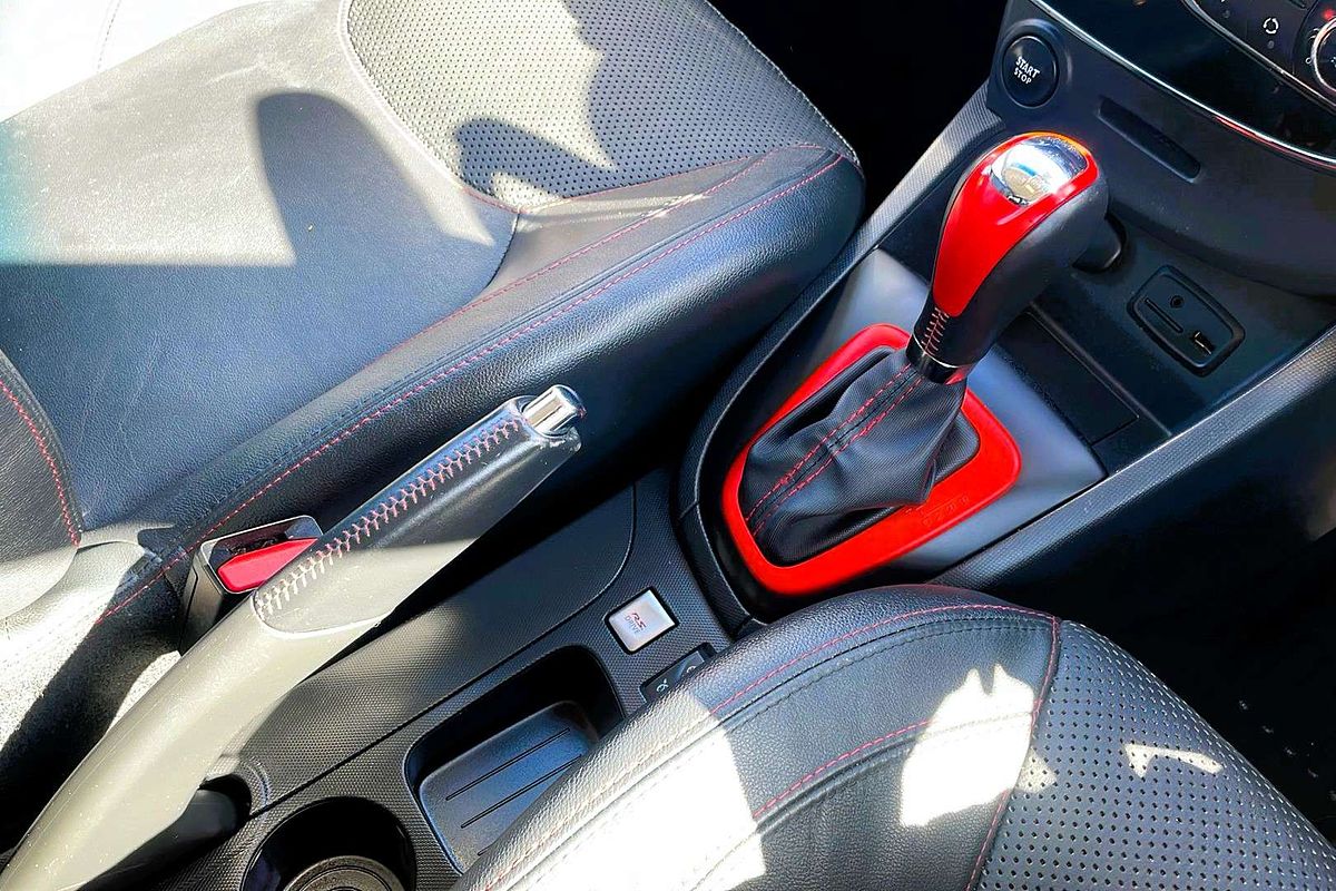 2013 Renault Clio R.S. 200 Cup IV B98