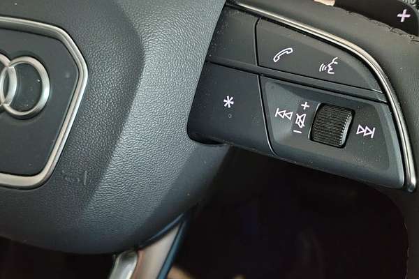 2023 Audi Q5 45 TFSI Sport FY