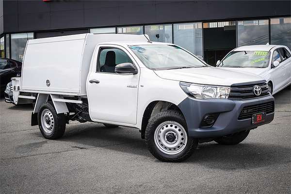 2017 Toyota Hilux Workmate GUN125R 4X4