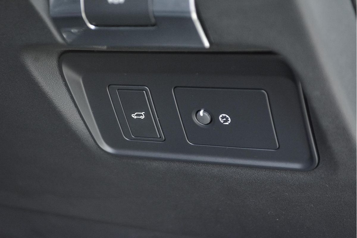 2020 Land Rover Range Rover Evoque P200 SE L551