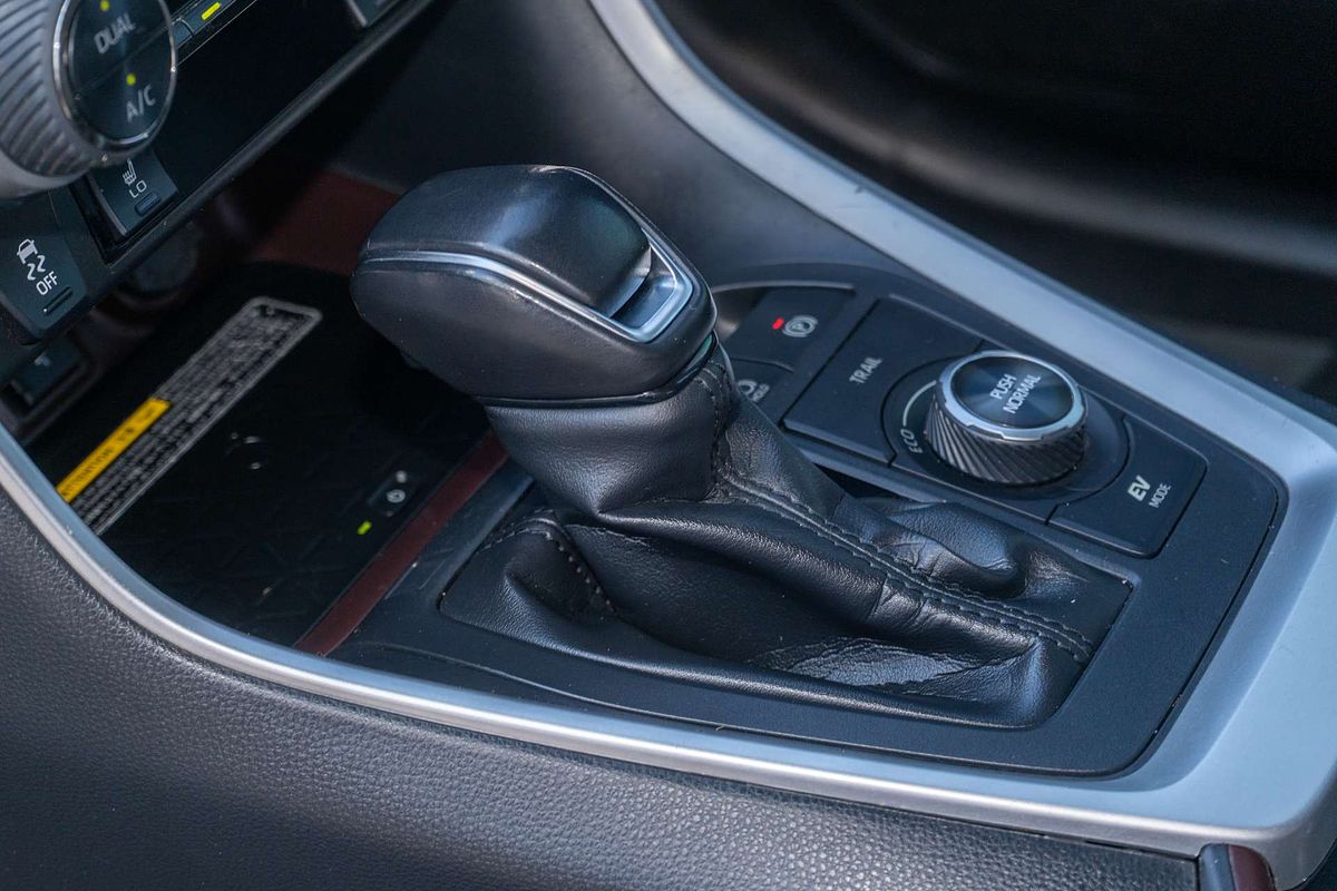 2020 Toyota RAV4 Cruiser AXAH54R