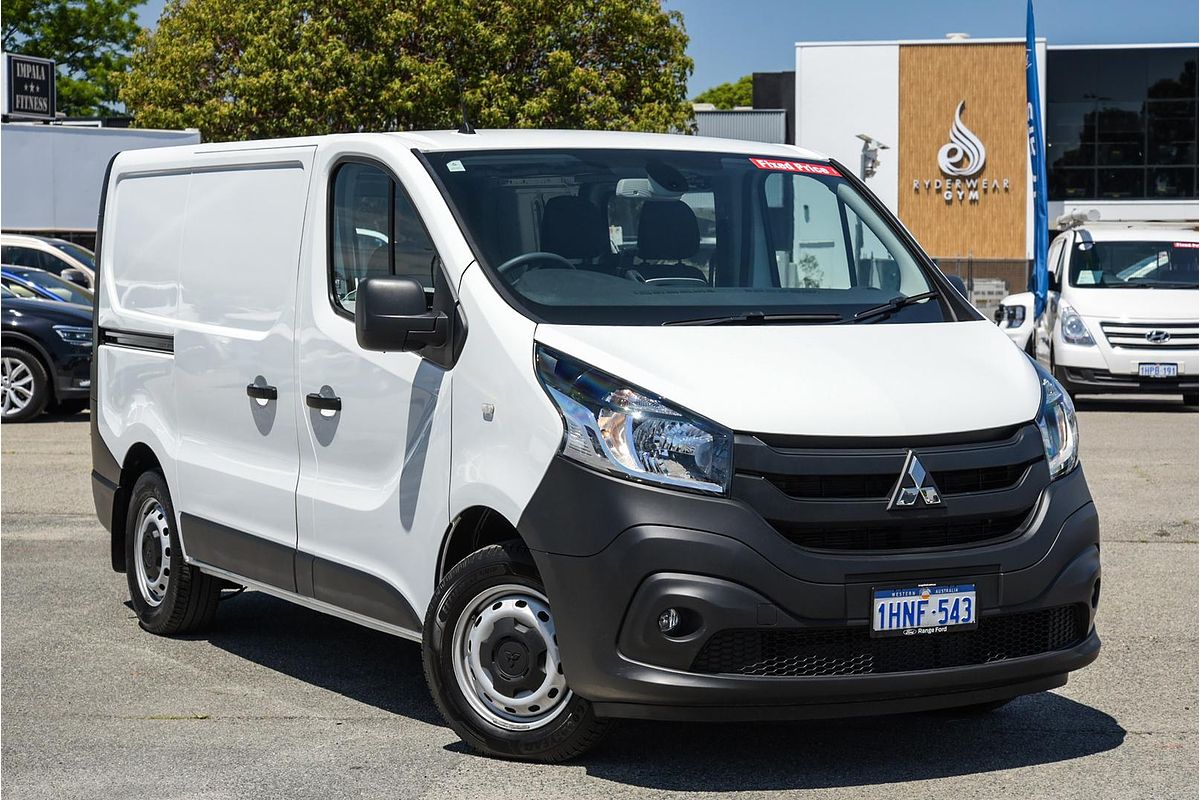 2022 Mitsubishi Express GLX SN SWB
