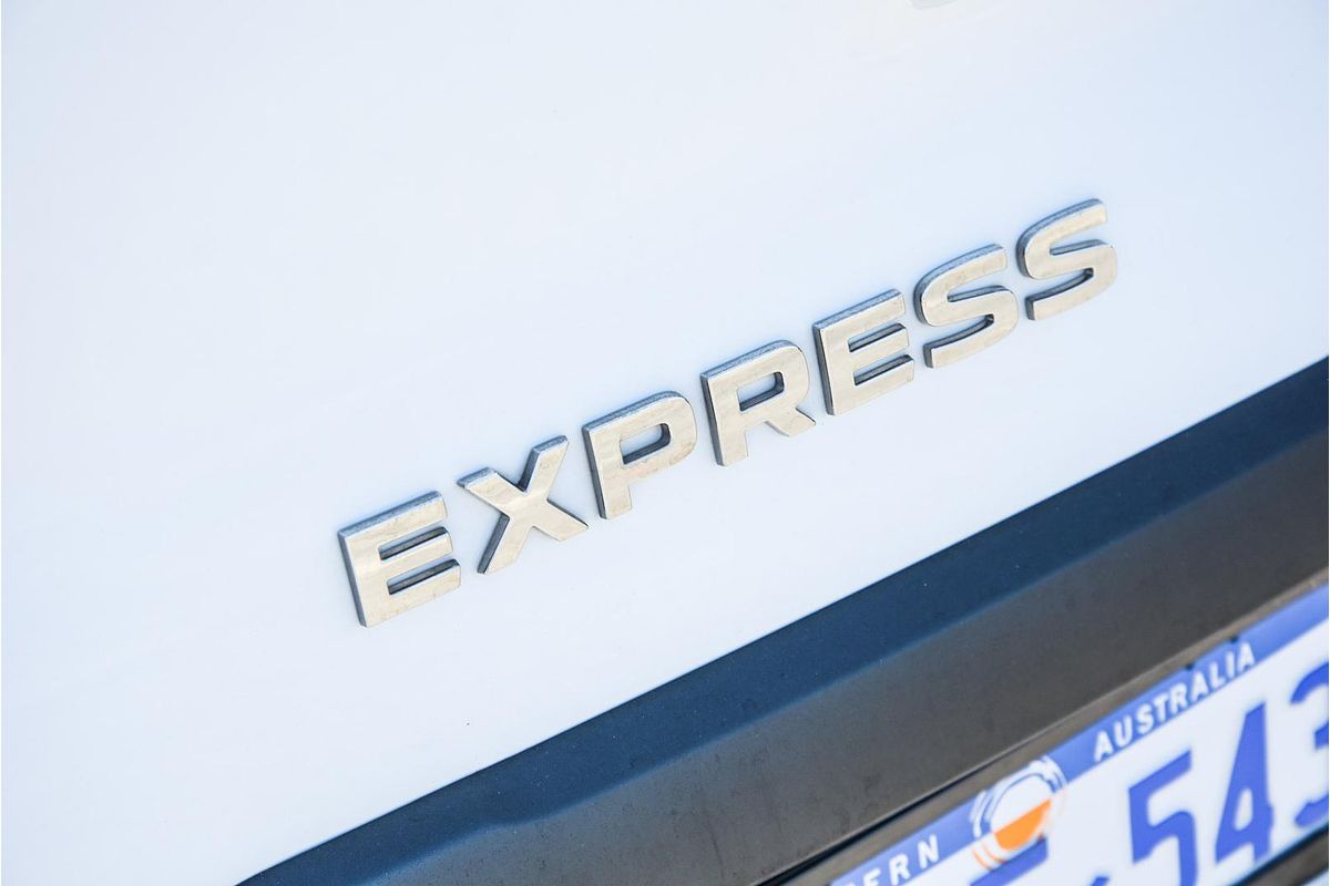 2022 Mitsubishi Express GLX SN SWB