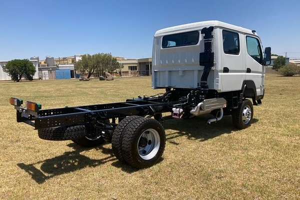 2024 Fuso Canter 4x4