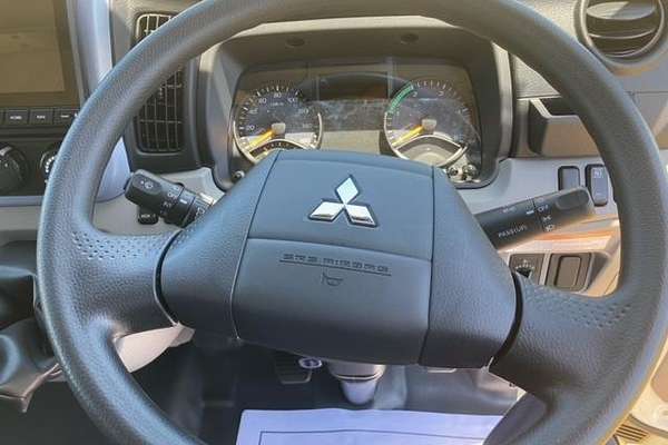 2024 Fuso Canter 4x4