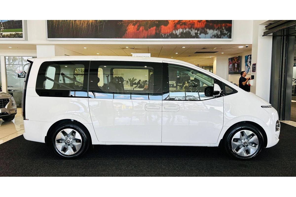 2023 Hyundai STARIA US4.V2