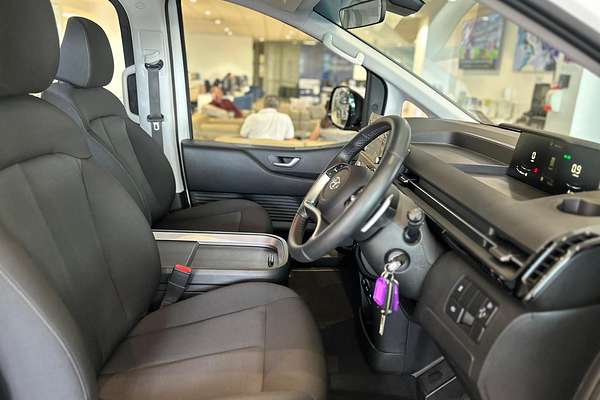 2023 Hyundai STARIA US4.V2
