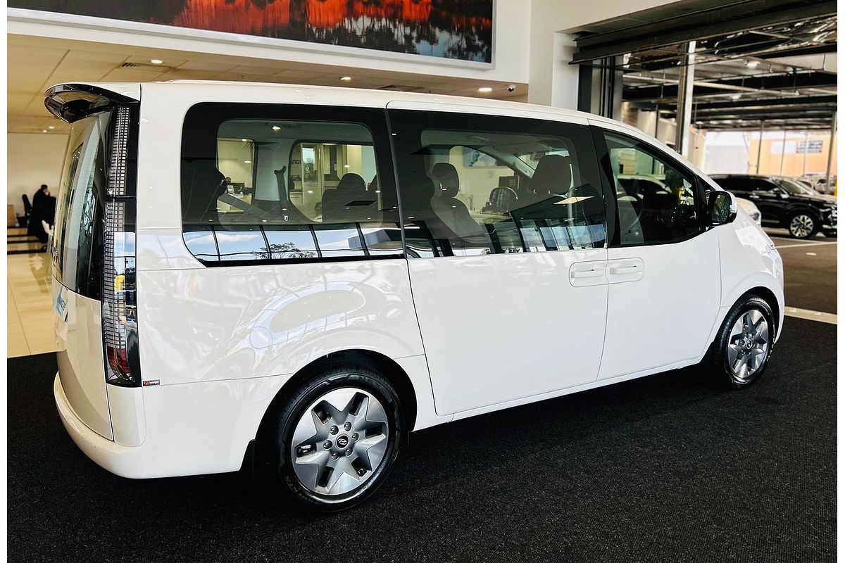 2023 Hyundai STARIA US4.V2
