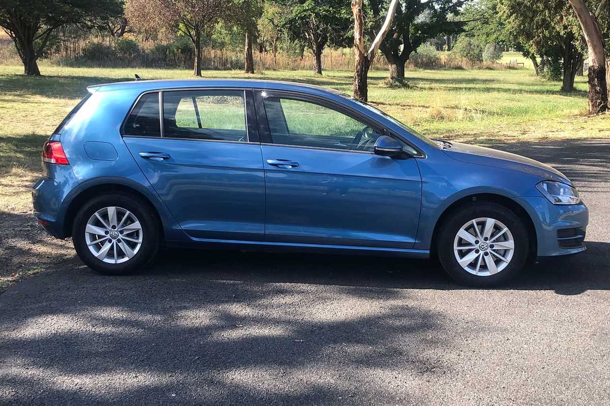 2016 Volkswagen GOLF 92TSI Trendline 7