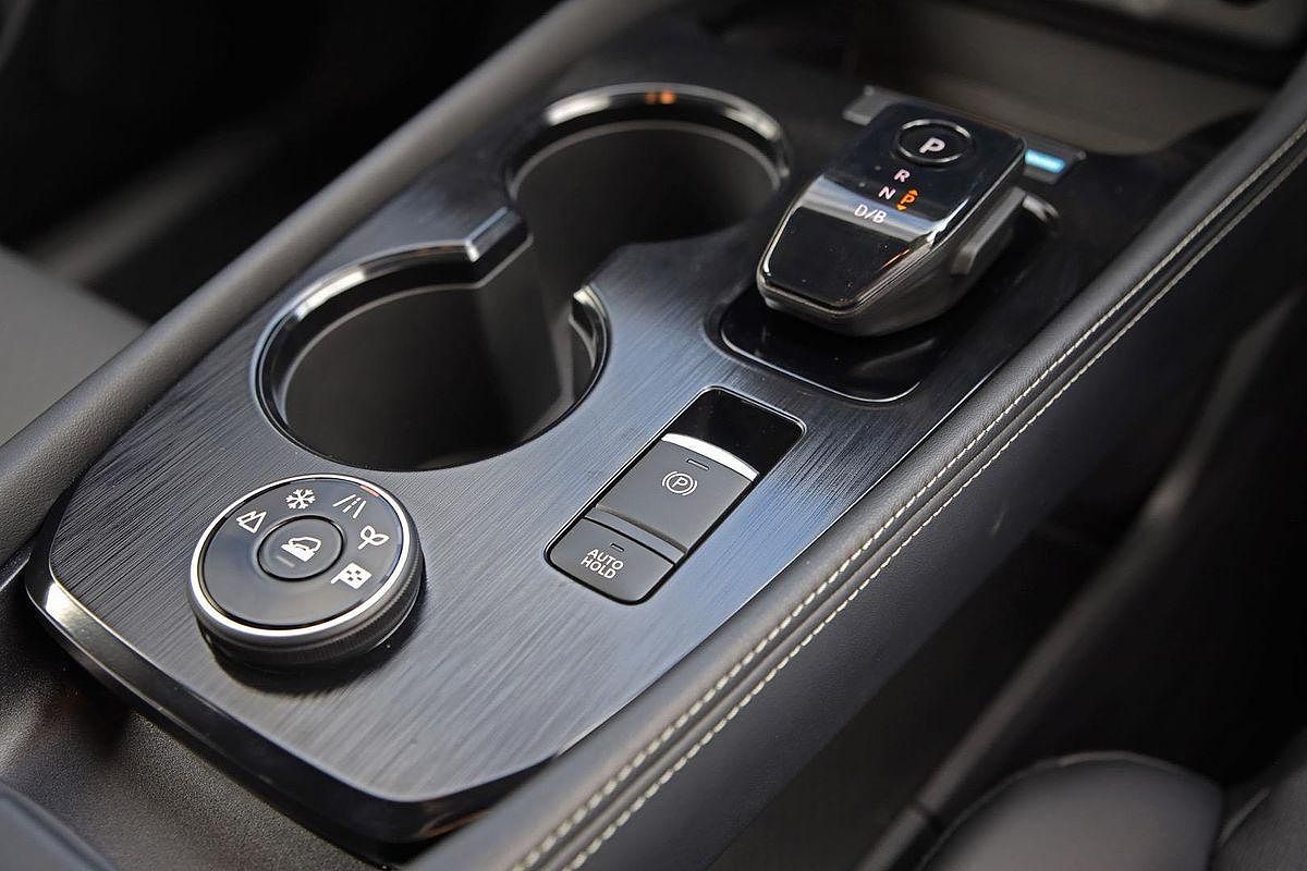2023 Nissan X-TRAIL ST-L e-POWER T33