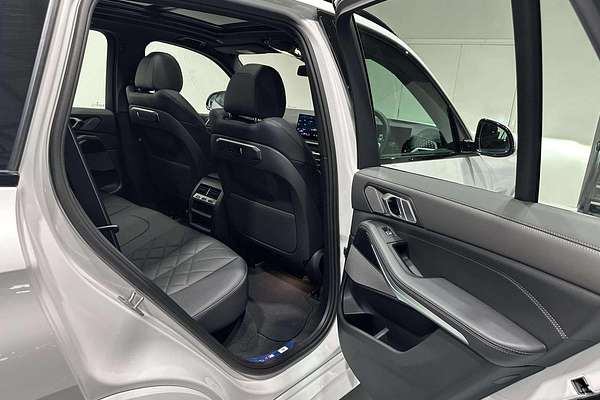 2024 BMW X5 xDrive30d M Sport G05 LCI