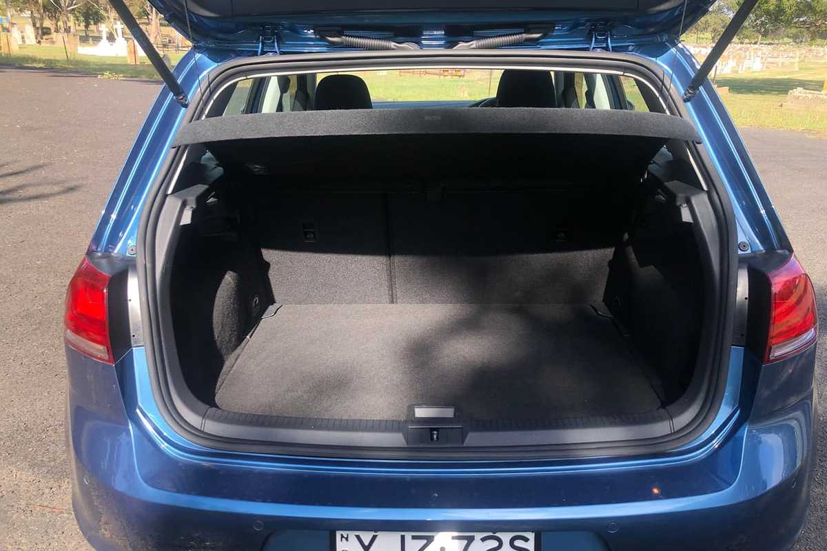 2016 Volkswagen GOLF 92TSI Trendline 7