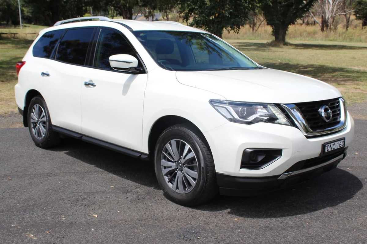 2017 Nissan PATHFINDER ST R52 Series II