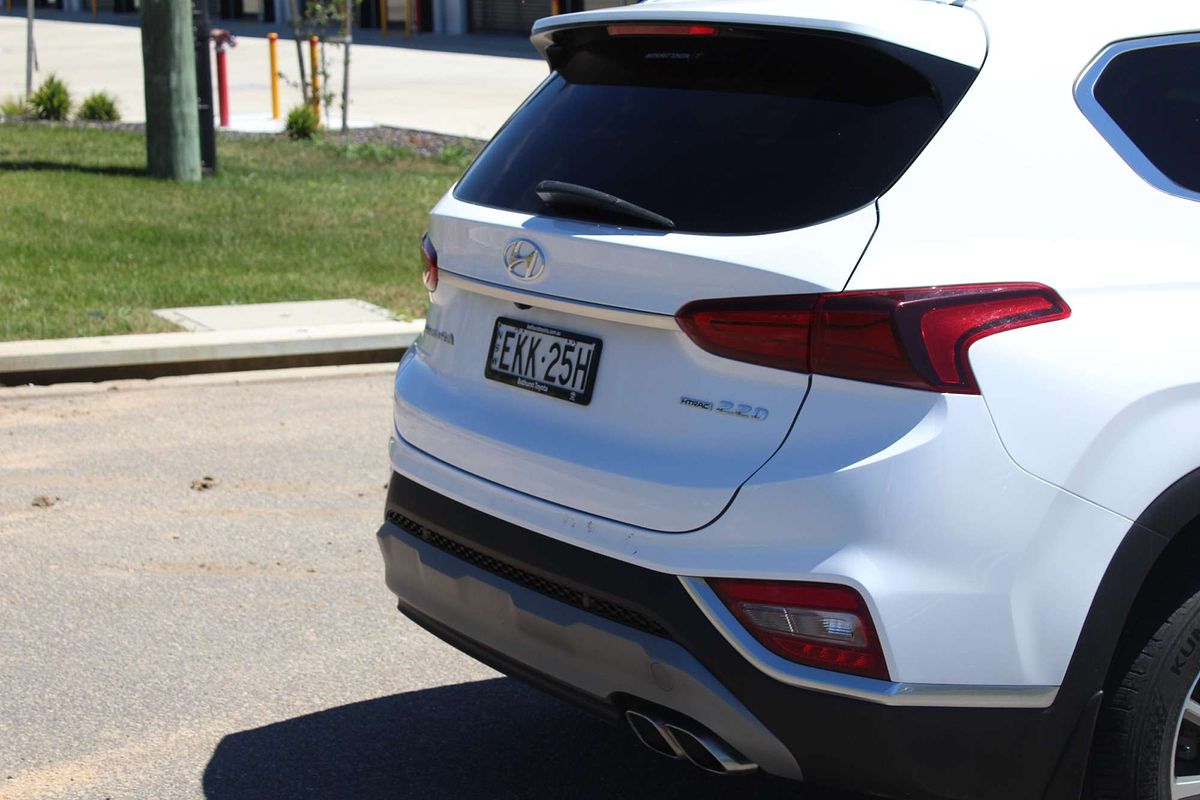 2020 Hyundai Santa Fe Elite TM.2