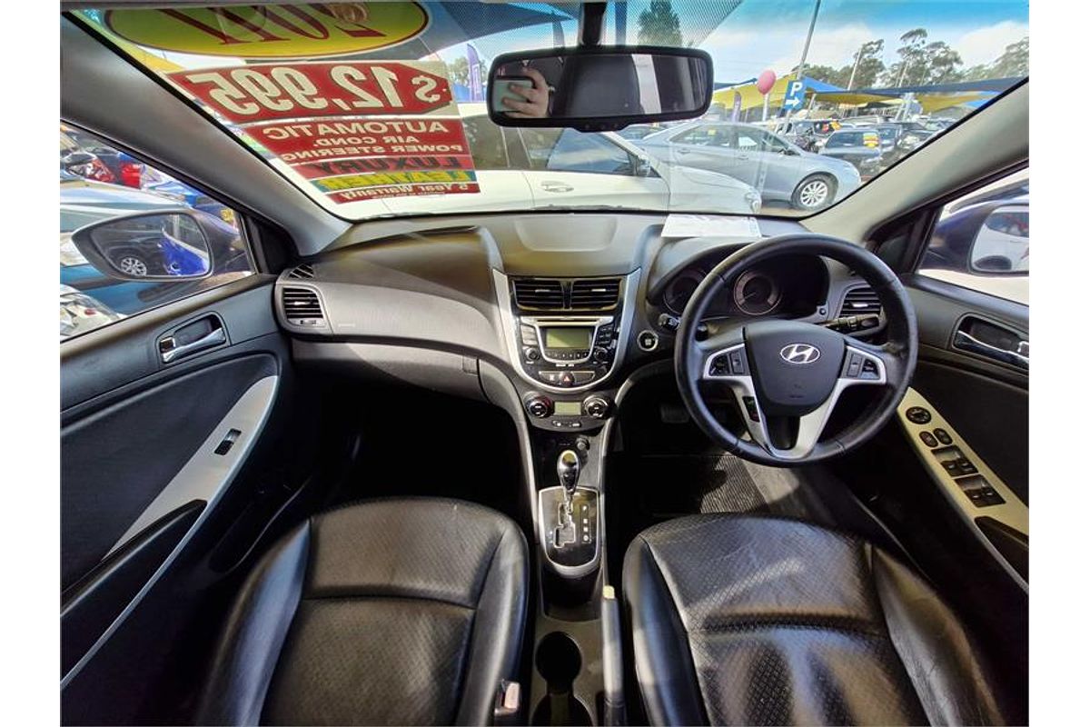 2011 Hyundai Accent Elite RB