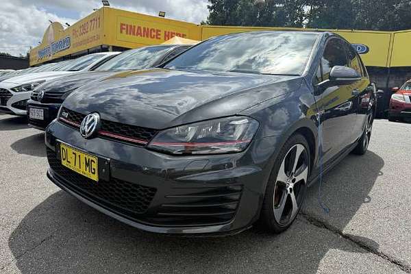 2015 Volkswagen Golf GTI 7