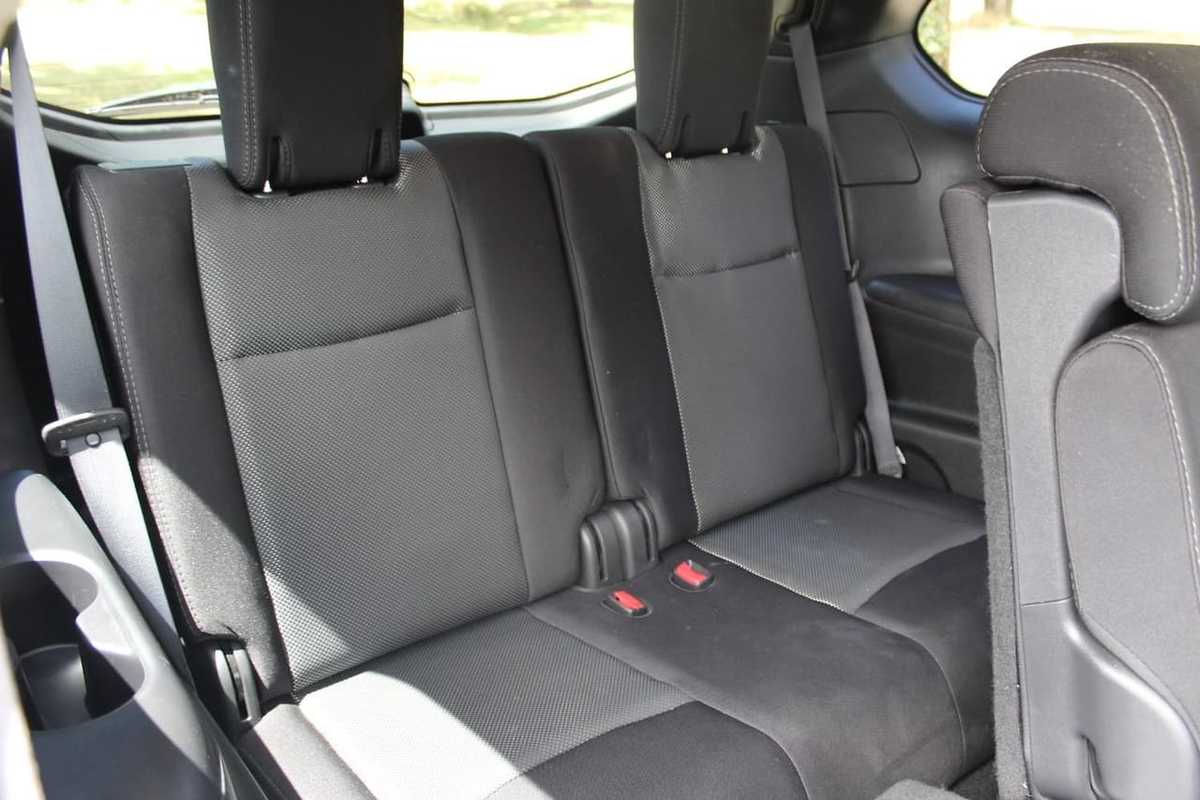 2017 Nissan PATHFINDER ST R52 Series II