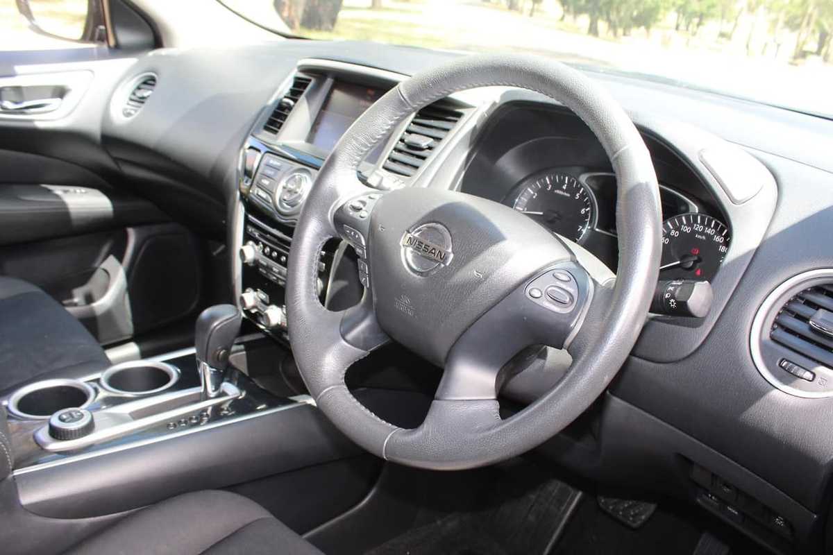 2017 Nissan PATHFINDER ST R52 Series II
