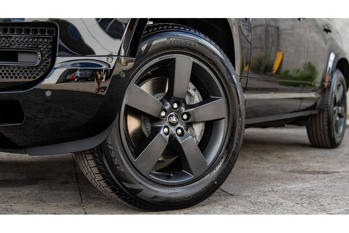 2024 Land Rover Defender 110 P400e X-Dynamic SE L663