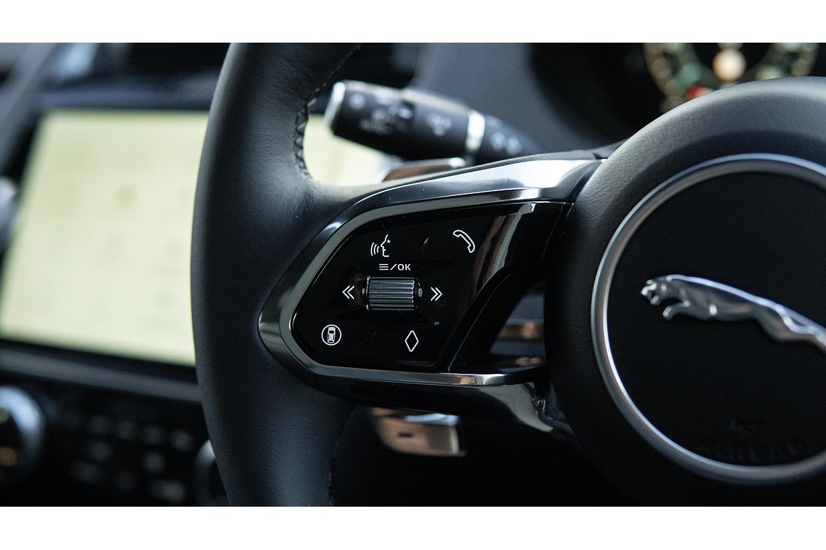 2024 Jaguar E-PACE P250 R-Dynamic SE X540