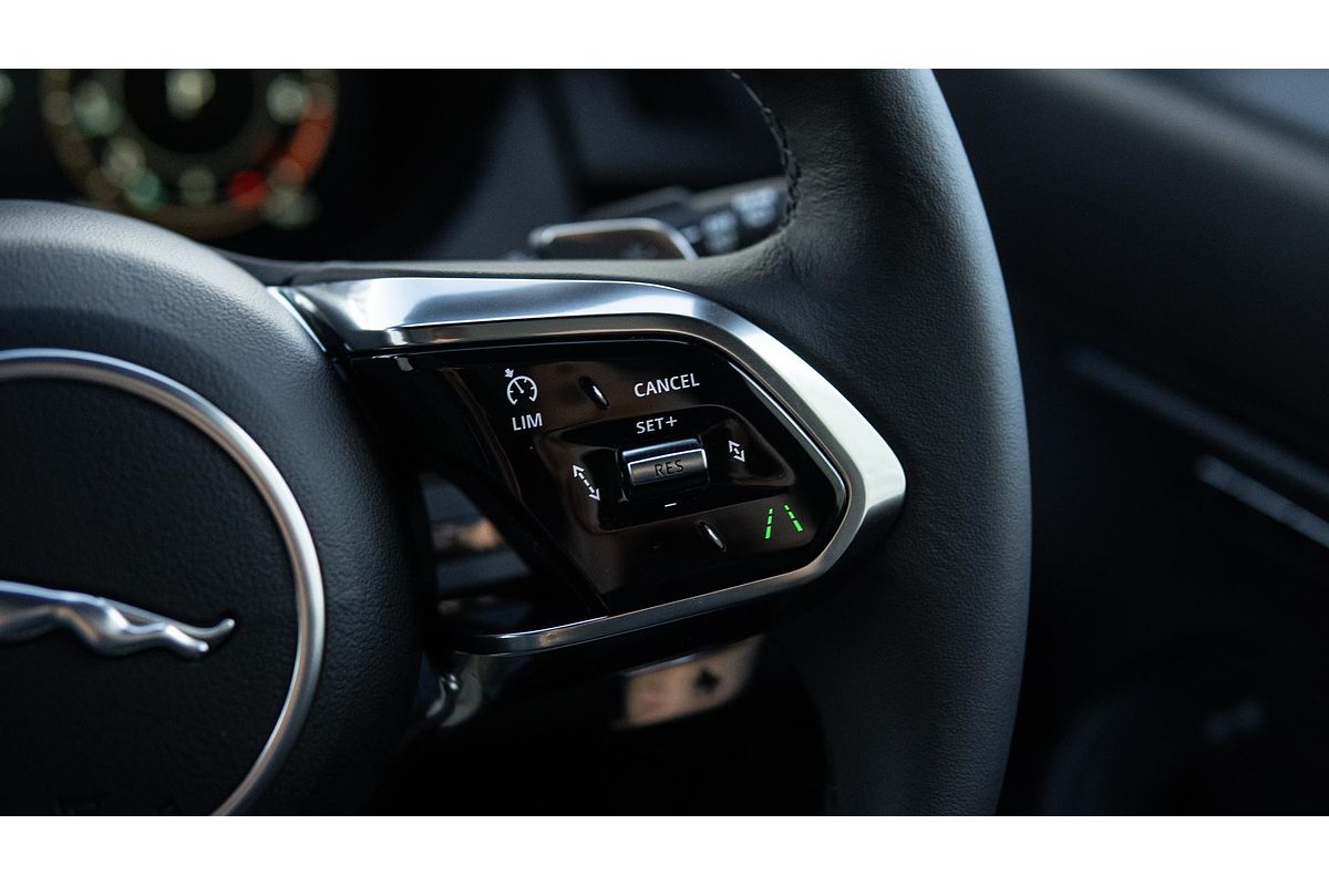 2024 Jaguar E-PACE P250 R-Dynamic SE X540