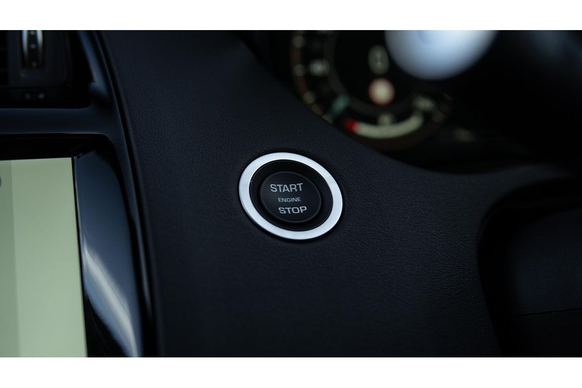 2024 Jaguar E-PACE P250 R-Dynamic SE X540